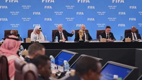 瓜帅力挺哈兰德世界杯之旅：欣喜其圆梦绿茵场，亦盼多纳鲁马逆袭成功！